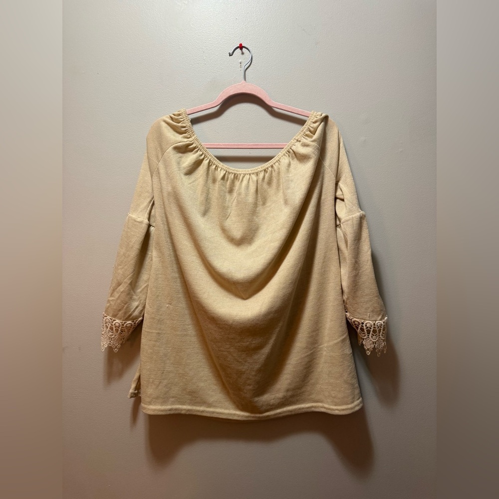 Women's Tunic with Lace Trim